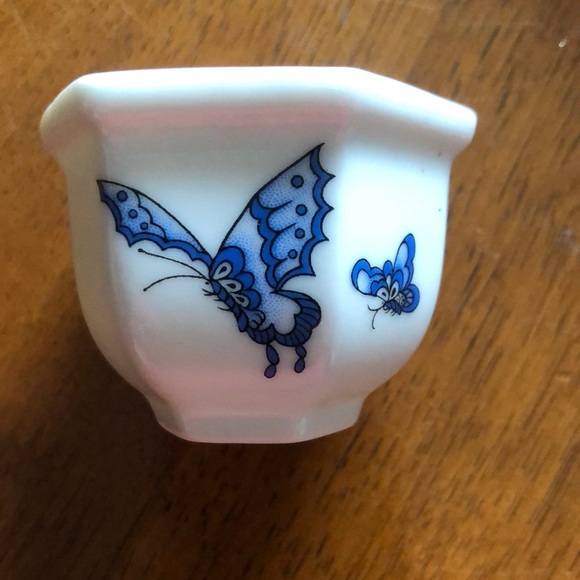 Other - Chinese Porcelain Butterfly Bowl